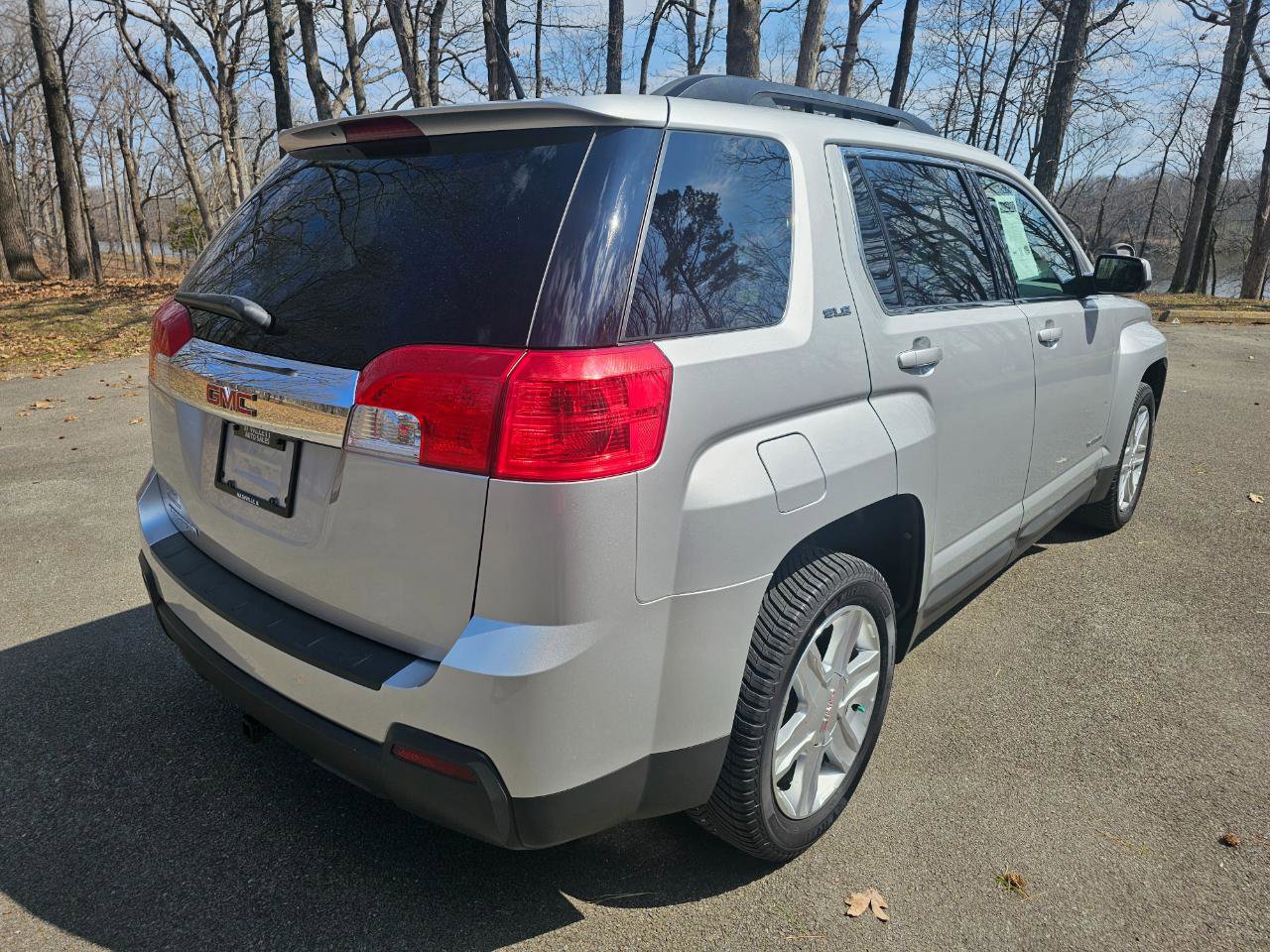 Used 2011 GMC Terrain SLE w/ Convenience Package FWD image 6