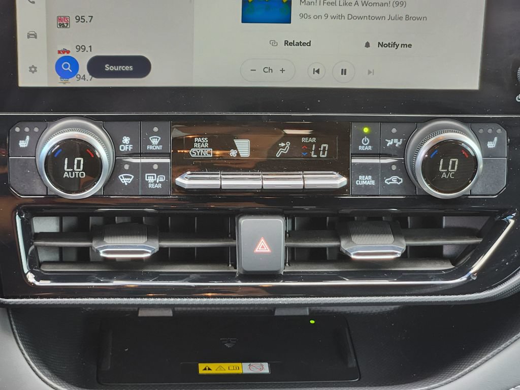 Used 2024 Toyota Highlander XSE AWD/4WD image 20