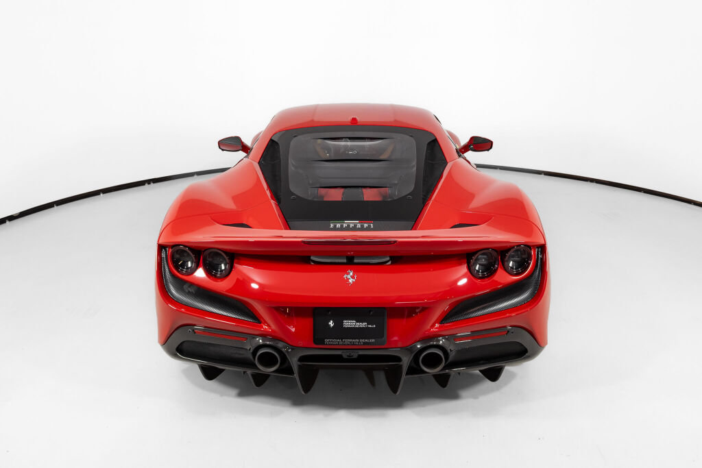 Certified 2022 Ferrari F8 Tributo RWD image 7