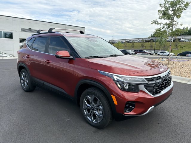 Certified 2024 Kia Seltos S