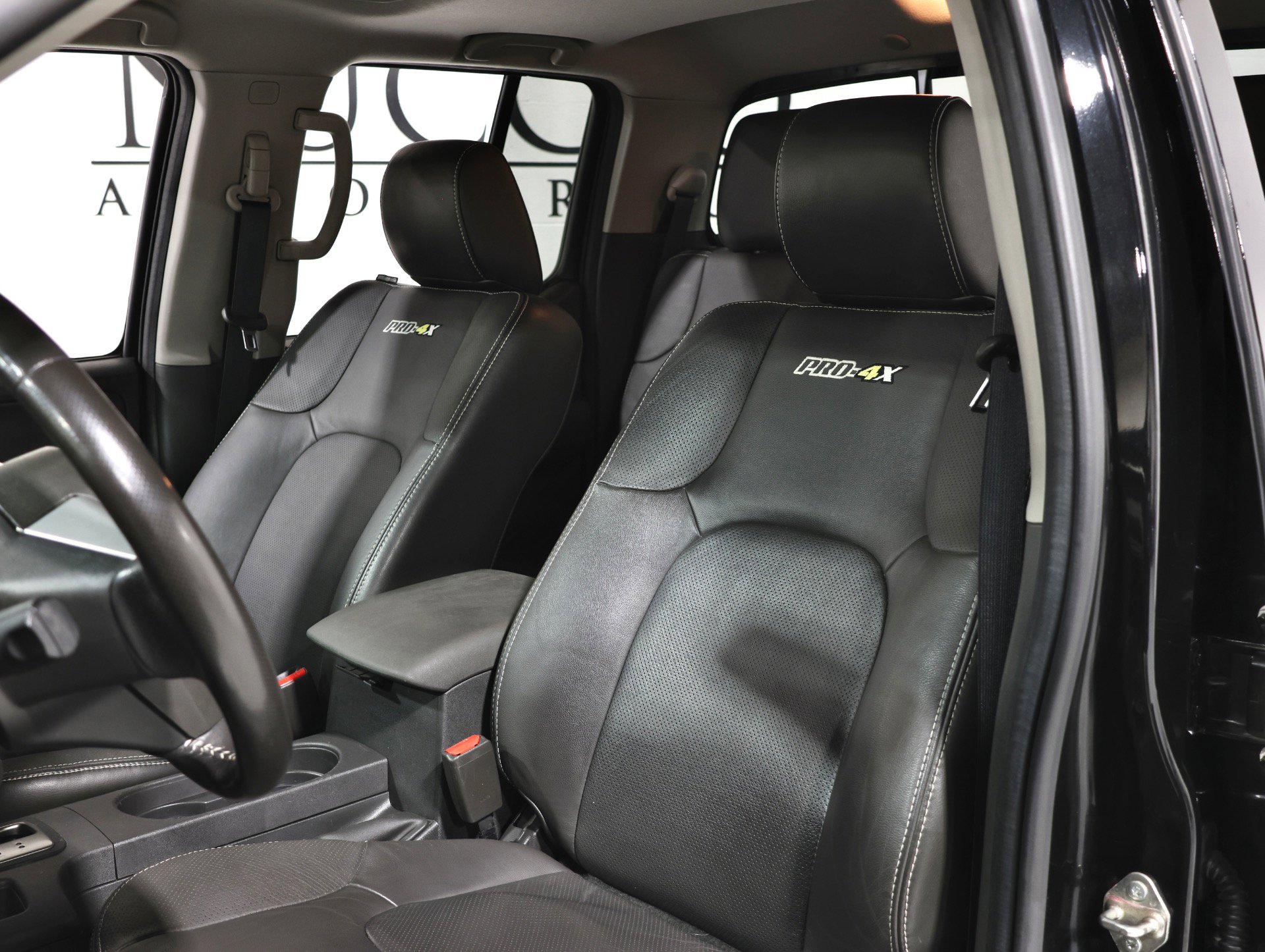 Used 2017 Nissan Frontier PRO-4X w/ Pro-4x Luxury Package AWD/4WD image 81