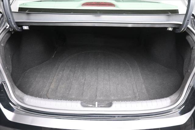 Used 2024 Hyundai Elantra SEL FWD image 25