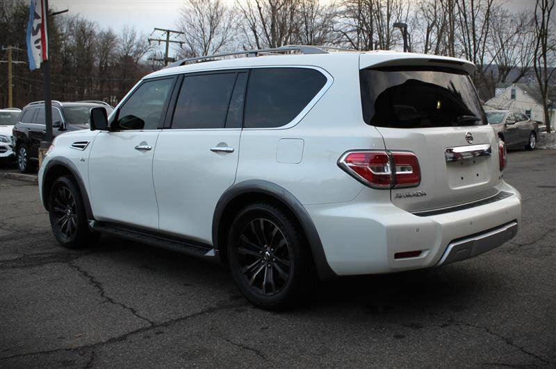 Used 2018 Nissan Armada Platinum w/ Interior Lighting Package image 3