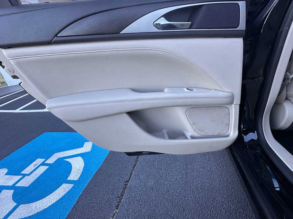 Used 2018 Lincoln MKZ Select w/ Select Plus Package image 27