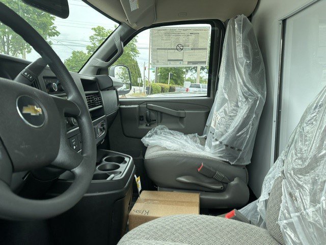 New 2026 Chevrolet Express 3500 w/ Power Convenience Package RWD image 10