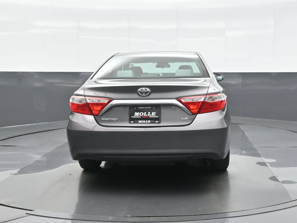 Used 2016 Toyota Camry LE FWD image 6