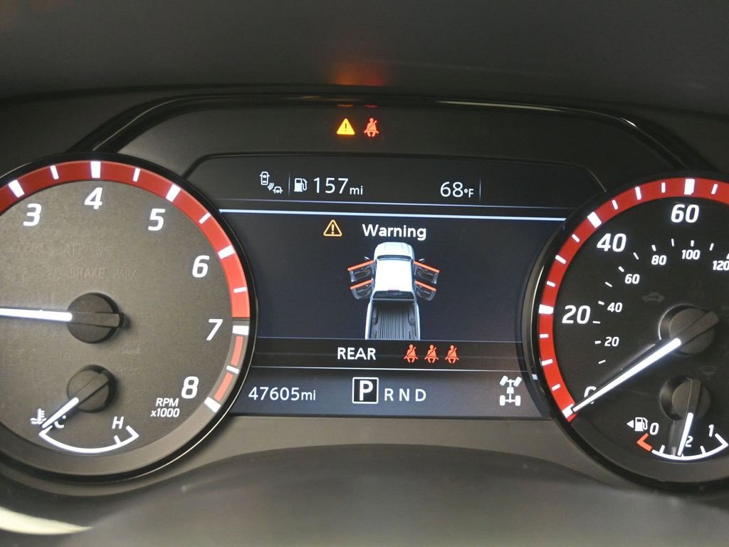 Used 2024 Nissan Frontier PRO-4X w/ Pro Convenience Package image 8