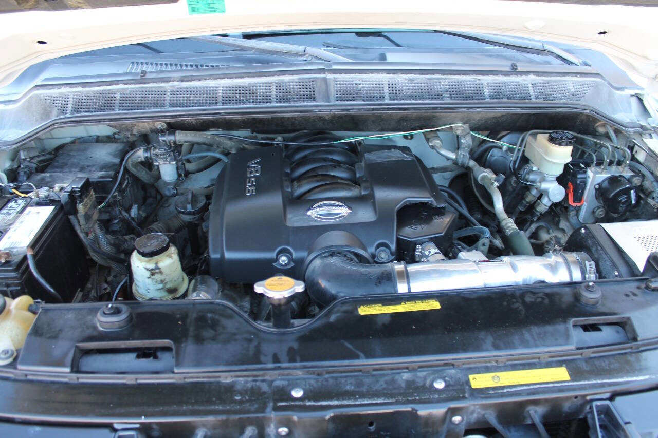 Used 2005 Nissan Titan LE w/ (R02) LE Off-Road Pkg image 46