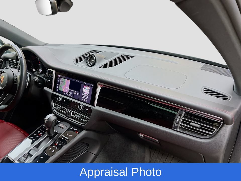 Certified 2023 Porsche Macan AWD/4WD image 29