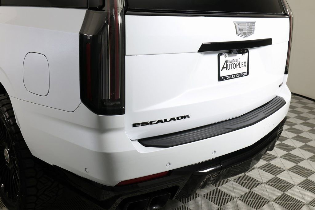 Used 2026 Cadillac Escalade ESV V image 60