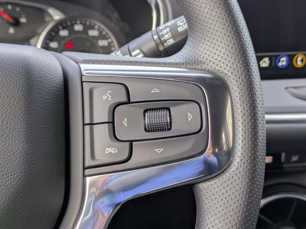 New 2025 Chevrolet Blazer LT w/ Midnight/Sport Edition FWD image 27