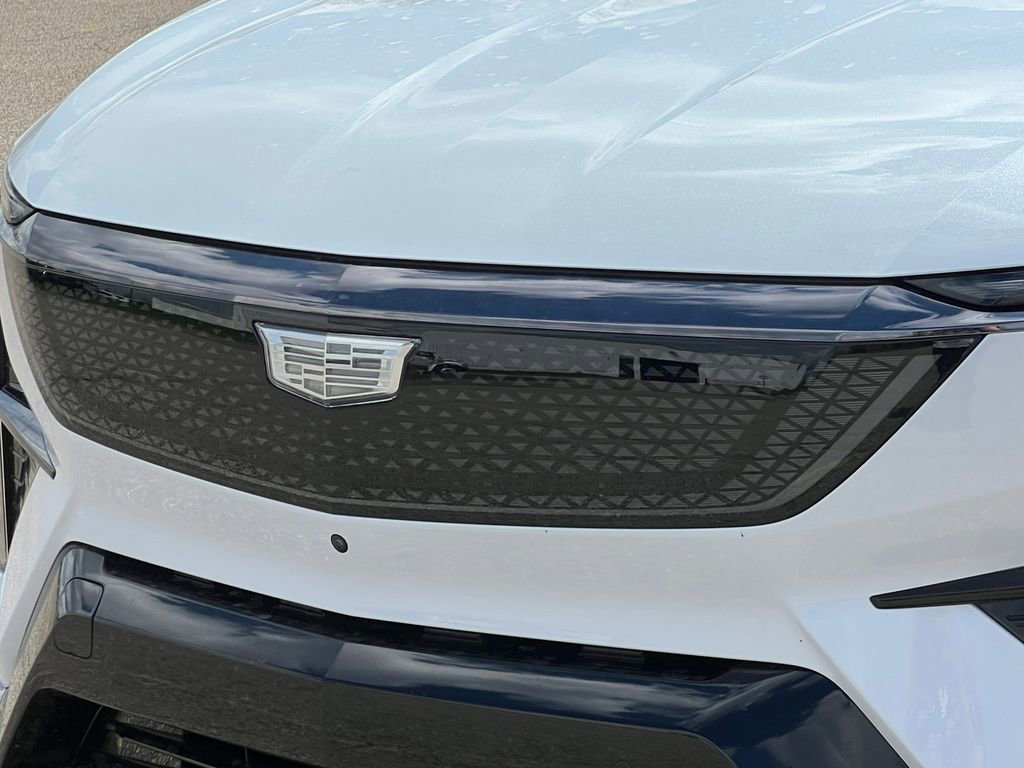 New 2026 Cadillac Optiq Sport 1 w/ LPO, Floor Liner Package AWD/4WD image 41