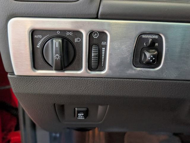 Used 2002 Ford Thunderbird Base image 30