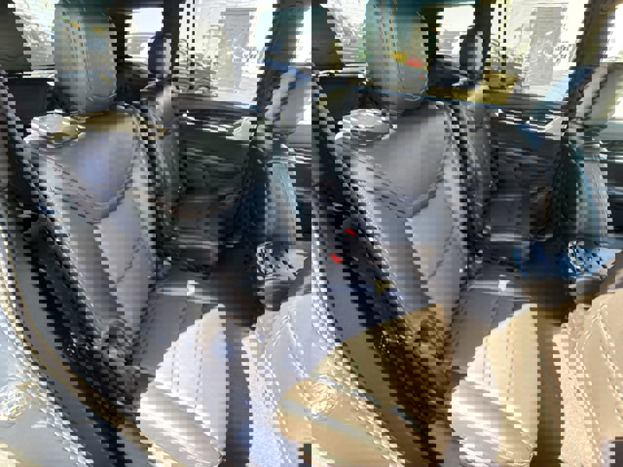 Used 2025 Cadillac XT6 Premium Luxury image 27