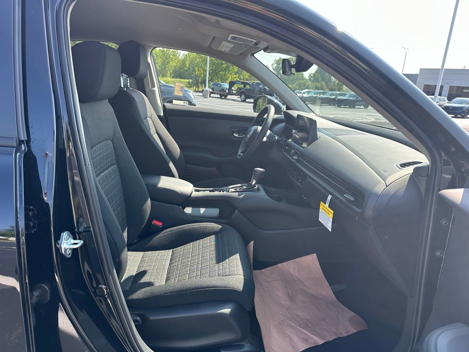 New 2026 Honda HR-V LX image 21