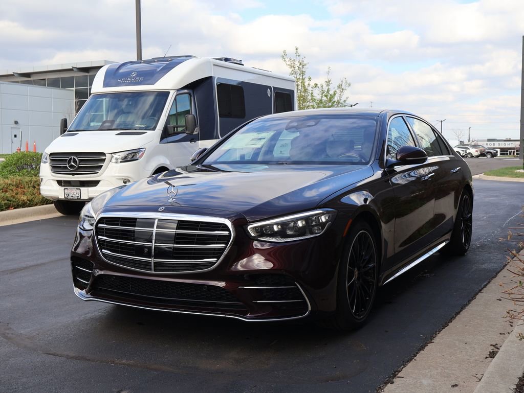 New 2026 Mercedes-Benz S 580 4MATIC Sedan image 3