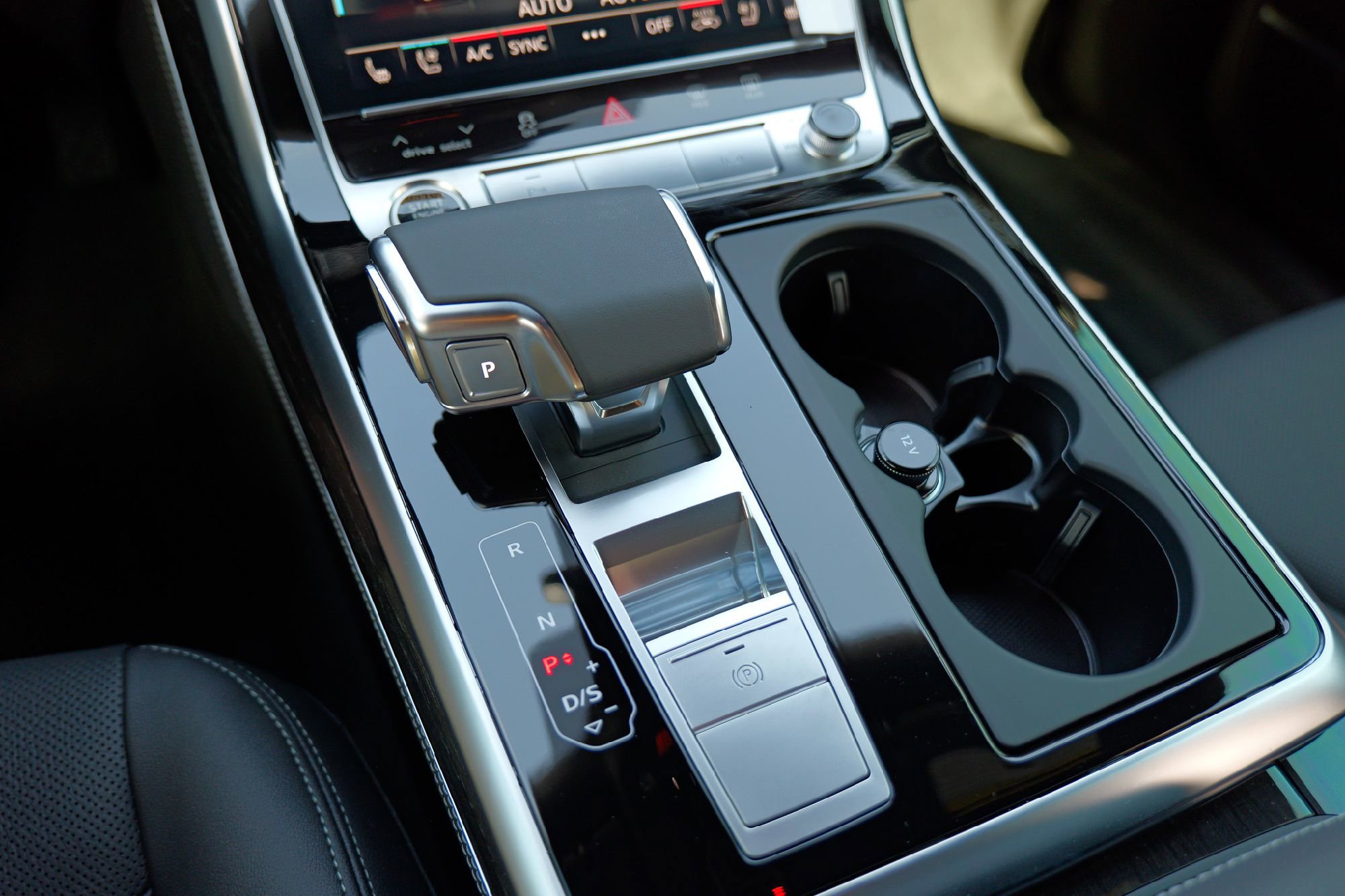 New 2025 Audi Q8 Premium Plus image 26