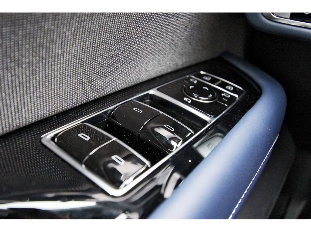 New 2026 Cadillac Vistiq Premium Luxury image 15