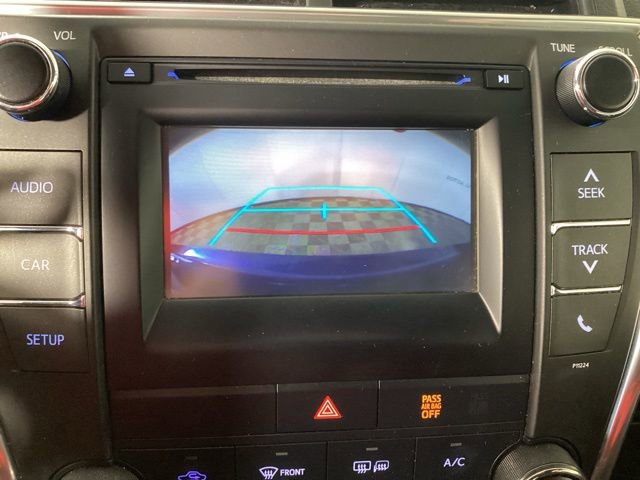 Used 2016 Toyota Camry SE w/ Moonroof Package image 23