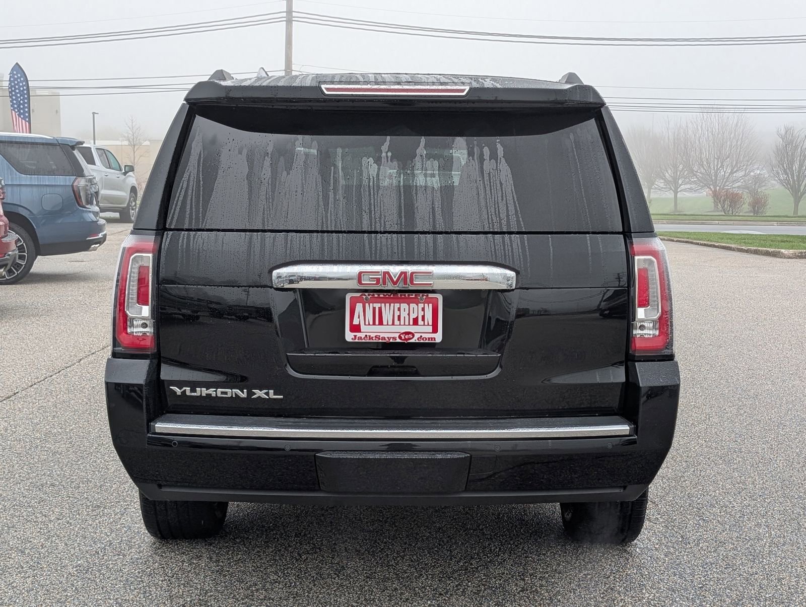 Used 2020 GMC Yukon XL Denali image 4