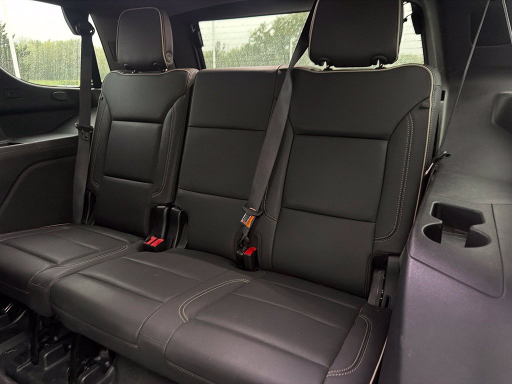 Used 2023 Chevrolet Tahoe Premier w/ Advanced Technology Package AWD/4WD image 6