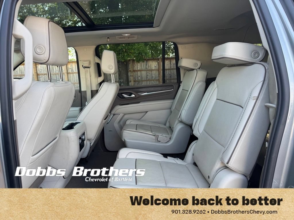 Used 2023 GMC Yukon XL Denali AWD/4WD image 35
