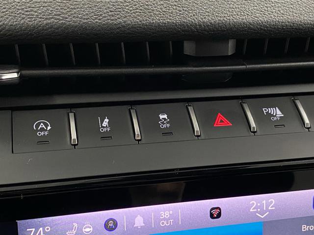 New 2026 Jeep Grand Cherokee Altitude image 28