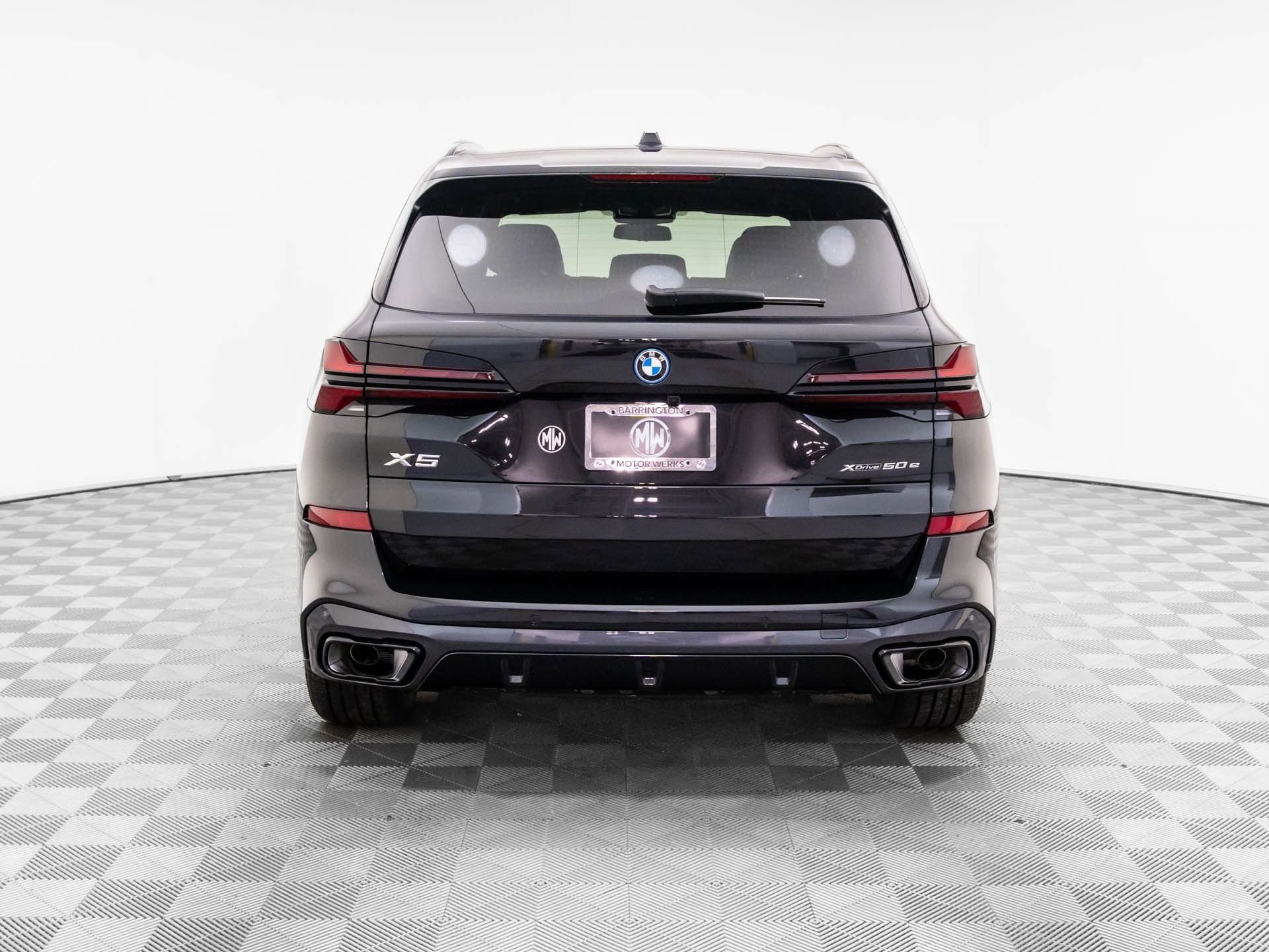 New 2026 BMW X5 xDrive50e w/ M Sport Package AWD/4WD image 5