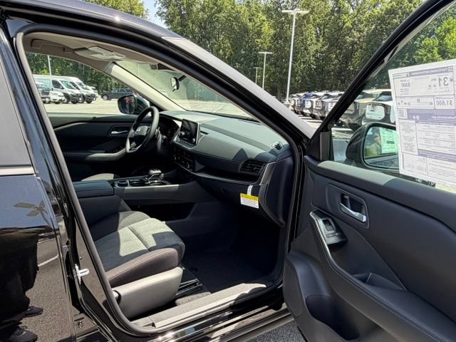 New 2026 Nissan Rogue SV w/ Cold Weather Package AWD/4WD image 27
