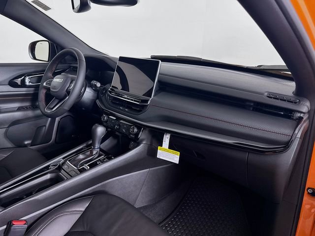 New 2026 Jeep Compass Trailhawk w/ Sun, Sound & Navigation Group image 27