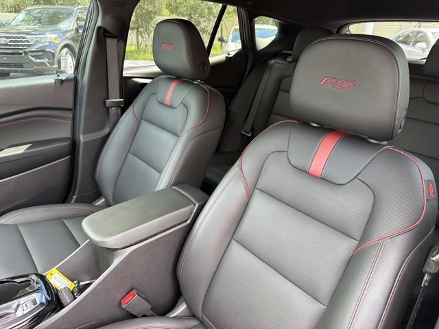 Used 2024 Chevrolet Trax RS w/ Sunroof Package FWD image 10