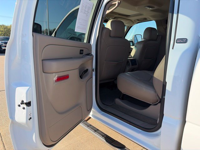 Used 2007 GMC Sierra 2500 SLT w/ Heavy-Duty Power Package RWD image 39