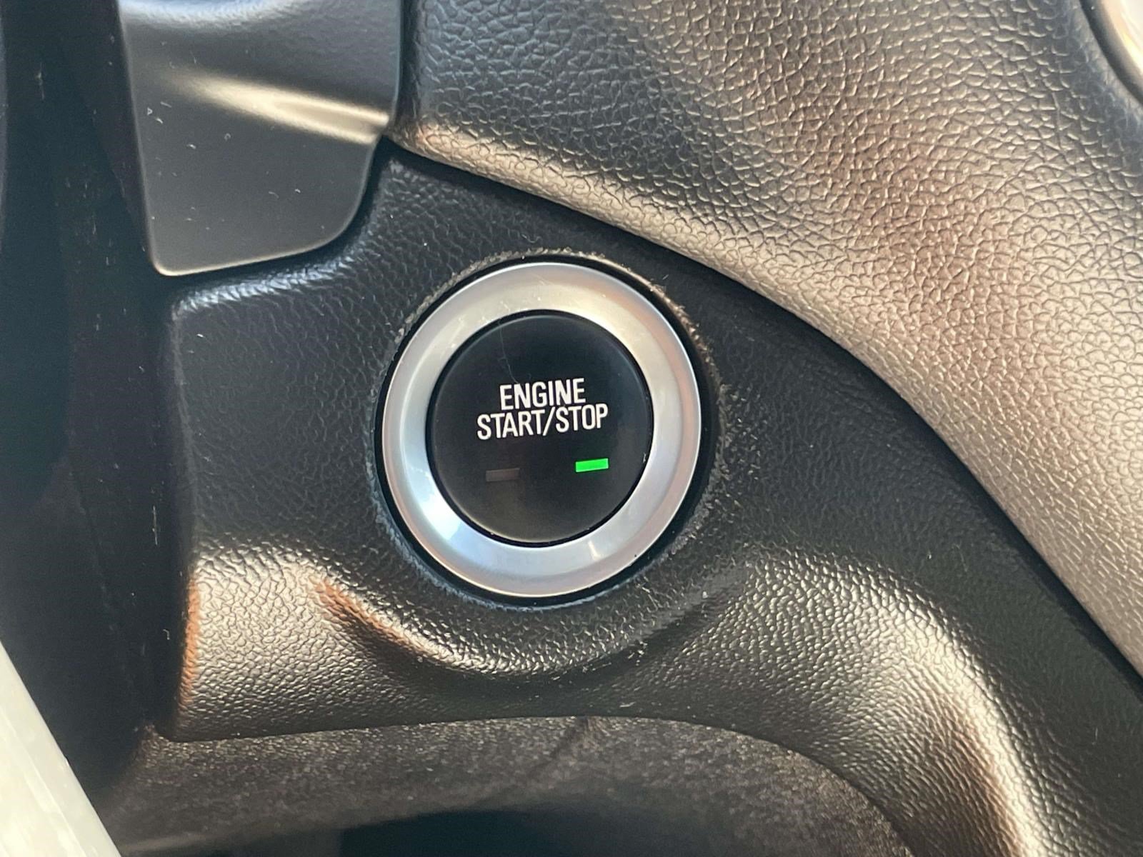 Used 2019 Chevrolet Equinox LT FWD image 24