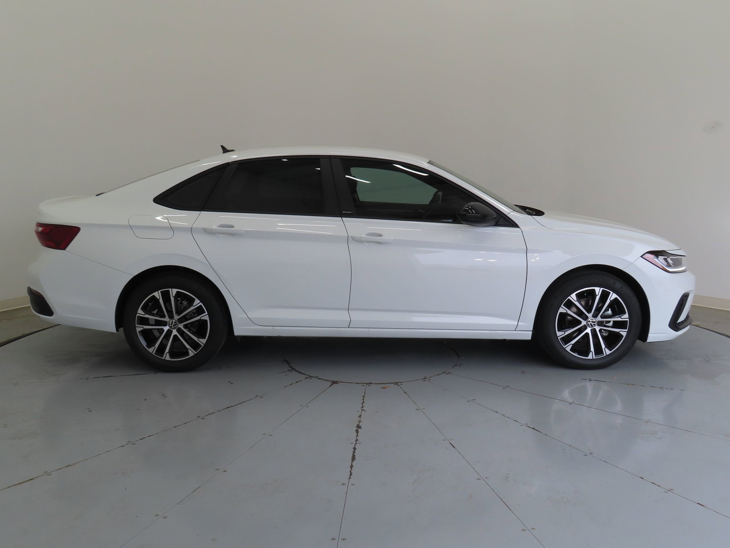 New 2026 Volkswagen Jetta Sport image 2