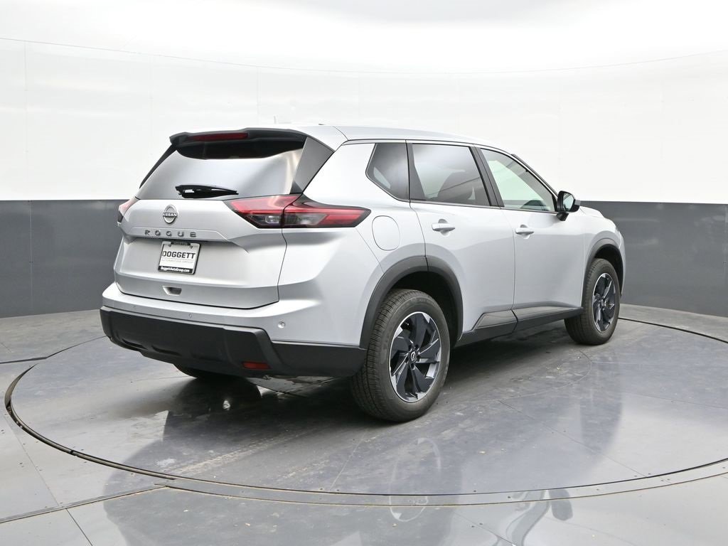 Used 2025 Nissan Rogue SV image 11