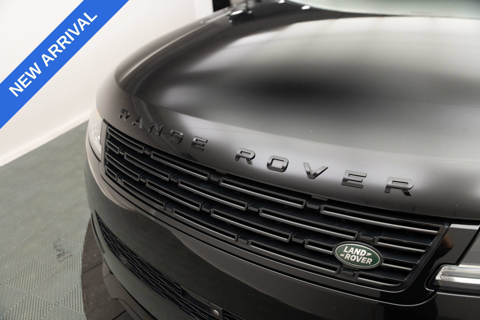 Used 2024 Land Rover Range Rover Sport Dynamic SE AWD/4WD image 34