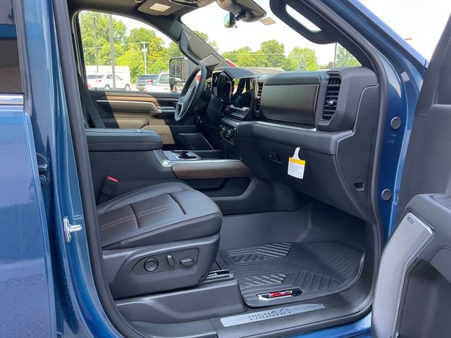 New 2025 Chevrolet Silverado 3500 High Country w/ Technology Package image 14