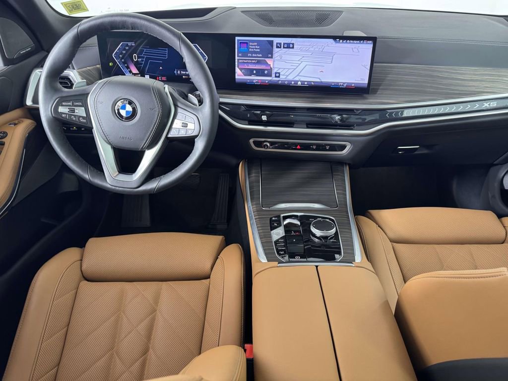 Used 2026 BMW X5 xDrive40i AWD/4WD image 5