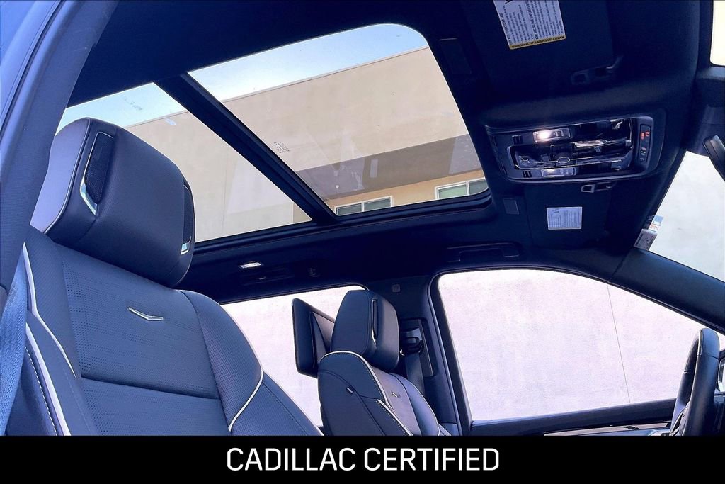 Used 2026 Cadillac Escalade ESV Sport w/ LPO, ONYX Package image 13