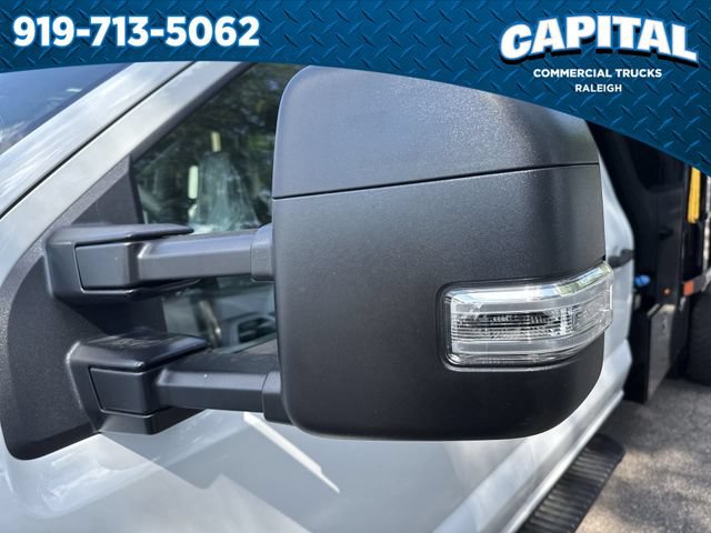 New 2026 Ford F550 4x4 Crew Cab image 14