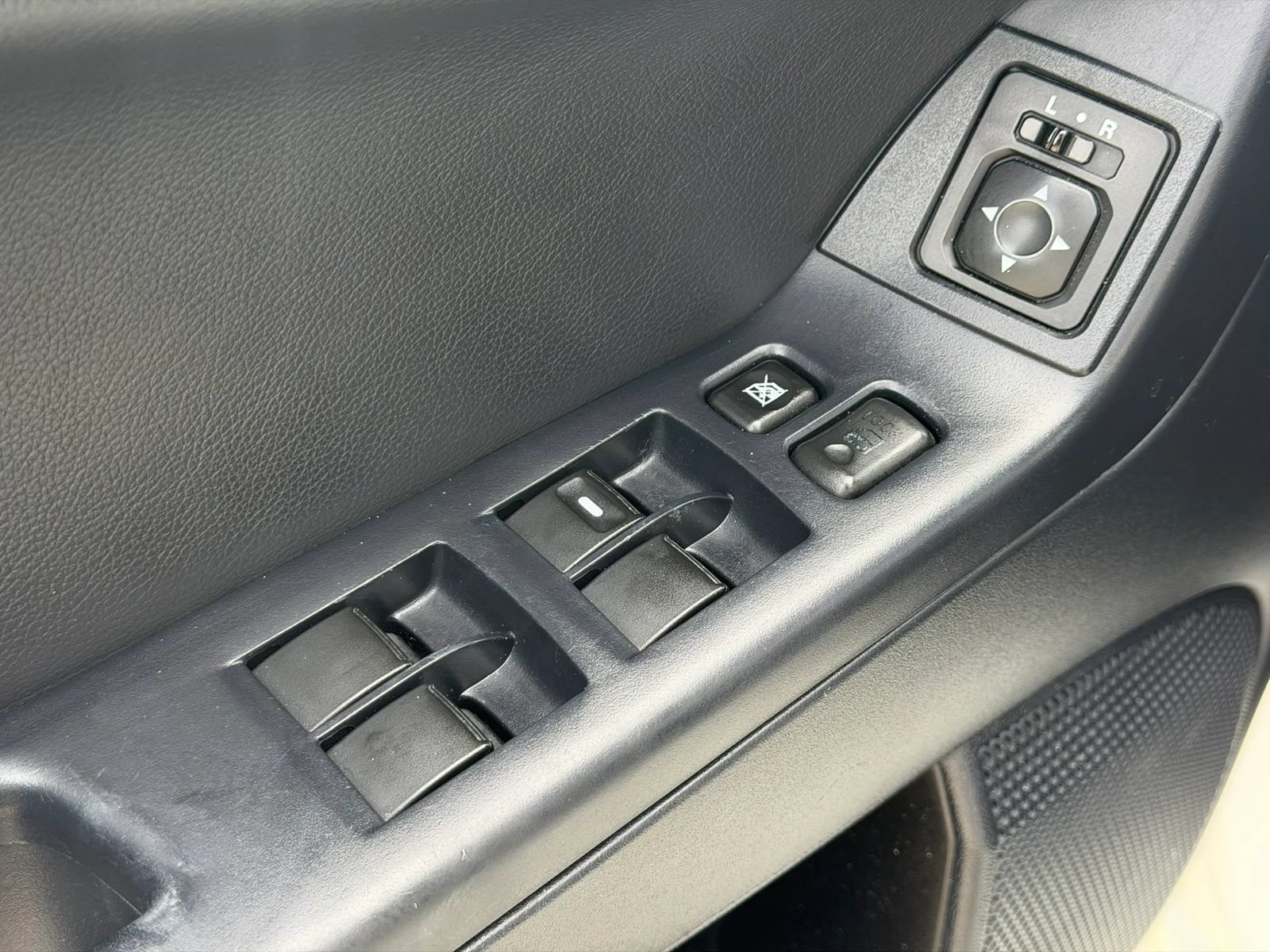 Used 2012 Mitsubishi Lancer GT FWD image 10