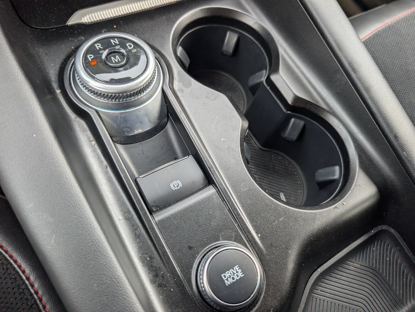 Used 2025 Ford Explorer ST AWD/4WD image 8