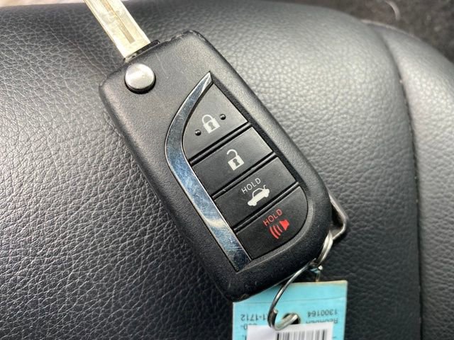 Used 2023 Toyota Camry SE image 21