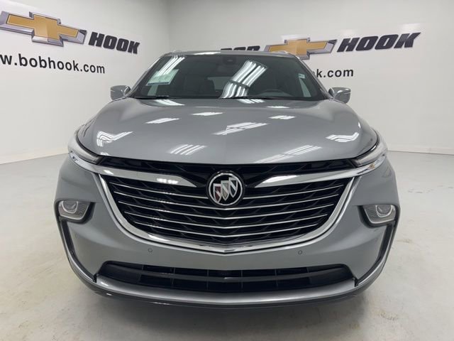 Used 2023 Buick Enclave Essence w/ Experience Buick Package FWD image 2