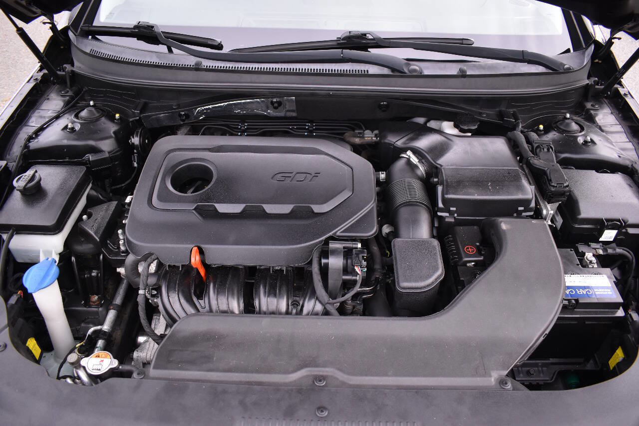 Used 2015 Hyundai Sonata Limited w/ Option Group 06 image 35