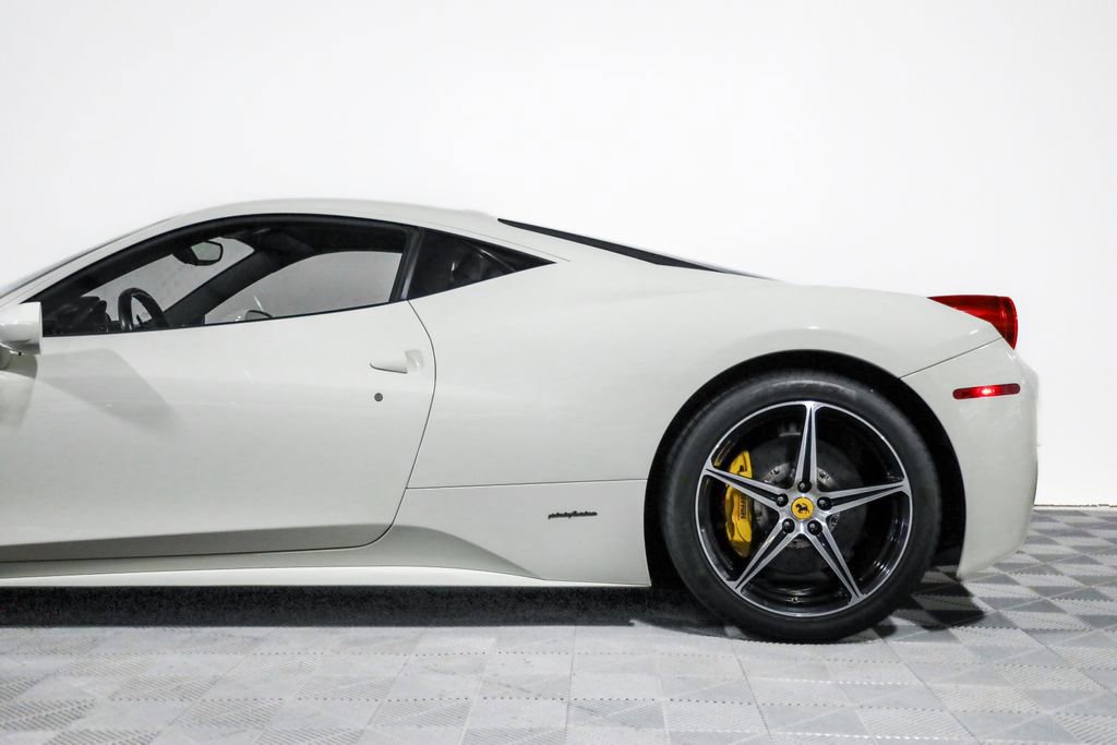 Used 2012 Ferrari 458 Italia Coupe image 16
