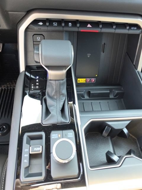 New 2026 Toyota Tundra Limited AWD/4WD image 21