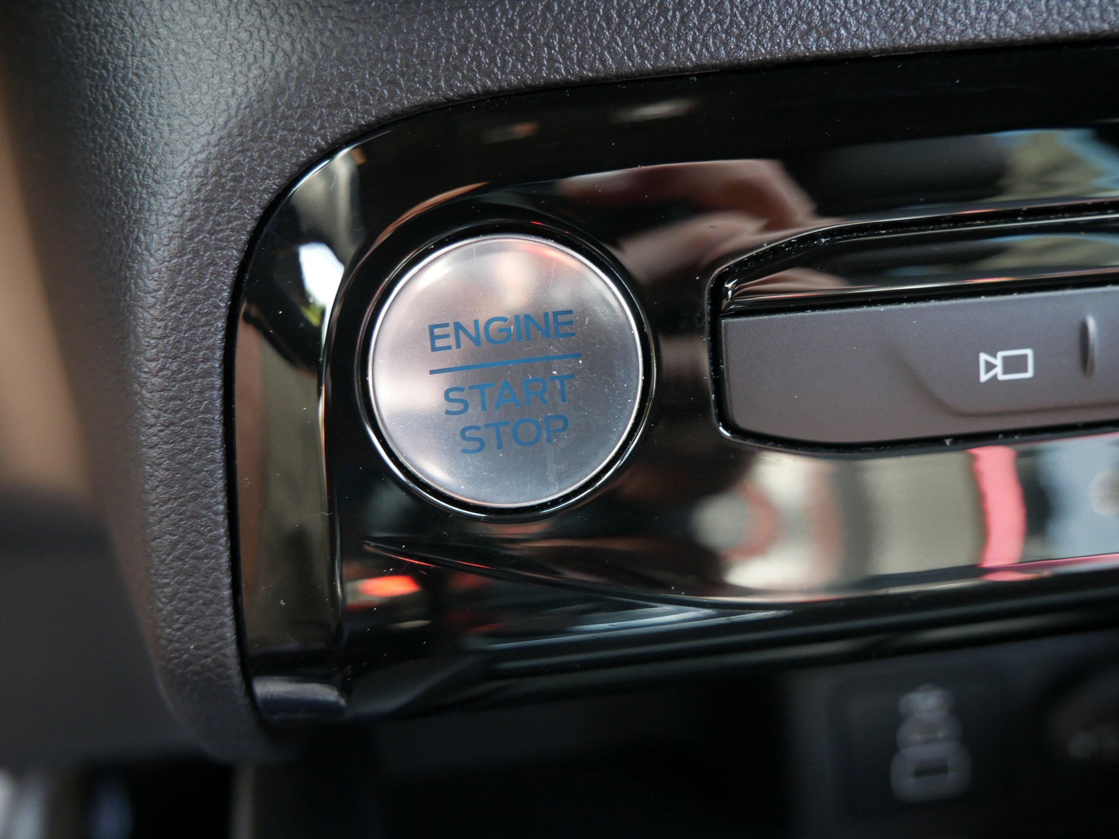 Used 2025 Ford Escape ST-Line Elite w/ Tech Pack #2 image 32