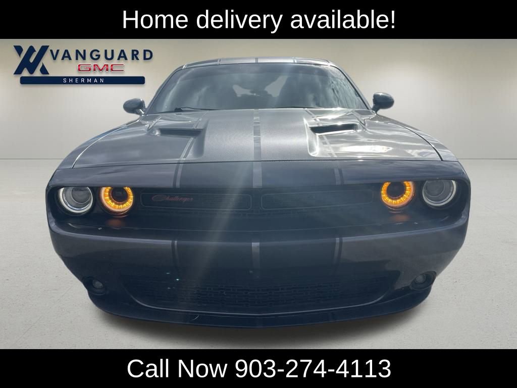 Used 2021 Dodge Challenger SXT w/ Blacktop Package image 9