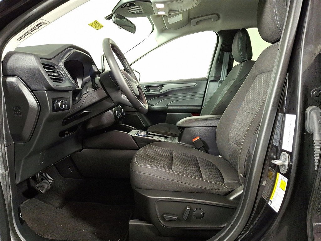 Used 2023 Ford Escape Active image 15